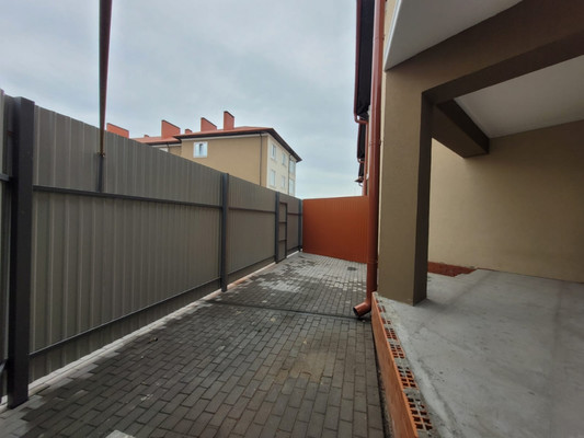 Продам таунхаус, Олимпийский б-р, 7, Баксан г, 0 км от города