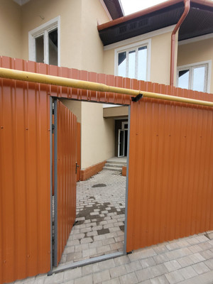 Продам таунхаус, Олимпийский б-р, 7, Баксан г, 0 км от города