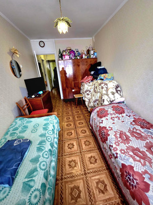 Продам двухкомнатную (2-комн.) квартиру, Ялтинская ул, 7, Алушта г