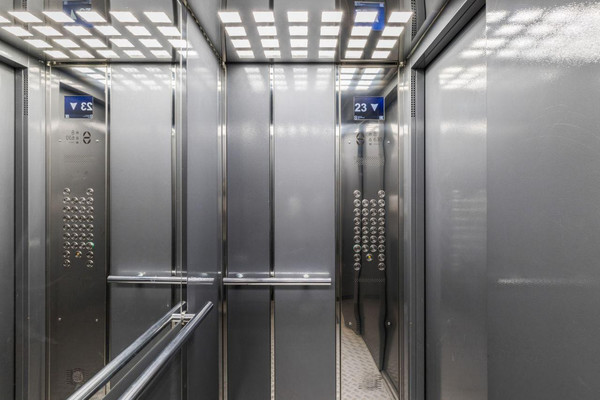 Продам многокомнатную квартиру, Жулебинский б-р, 5, Москва г