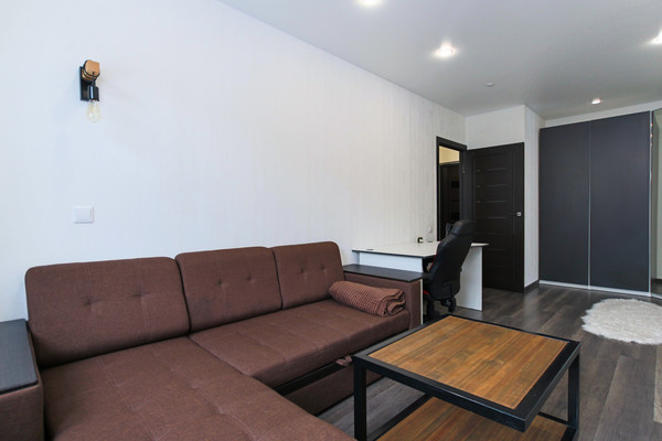 Продам однокомнатную (1-комн.) квартиру, Шувалова ул, 44, Мурино п