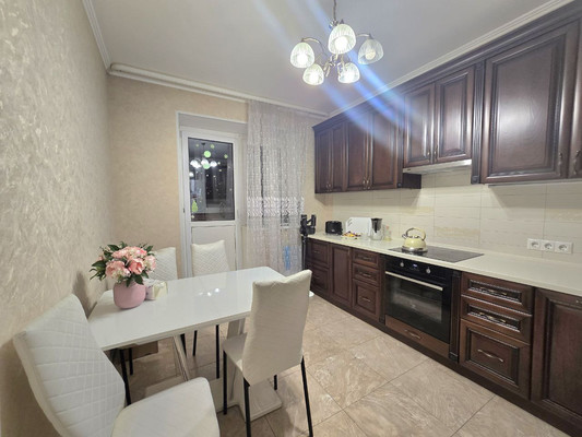 Продам двухкомнатную (2-комн.) квартиру, Объездная дорога ул, 2, Сосновый Бор п