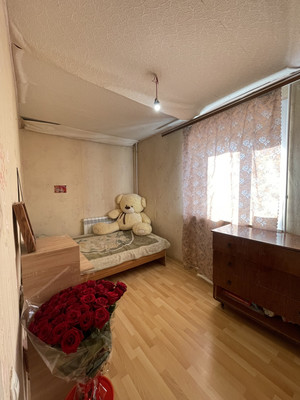 Продам трехкомнатную (3-комн.) квартиру, Механизаторов ул, 13, Липецк г