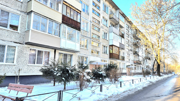 Продам двухкомнатную (2-комн.) квартиру, Славы пр-кт, 40к3, Санкт-Петербург г