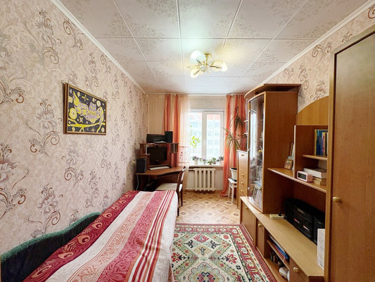 Продам трехкомнатную (3-комн.) квартиру, Кижеватова ул, 29а, Пенза г