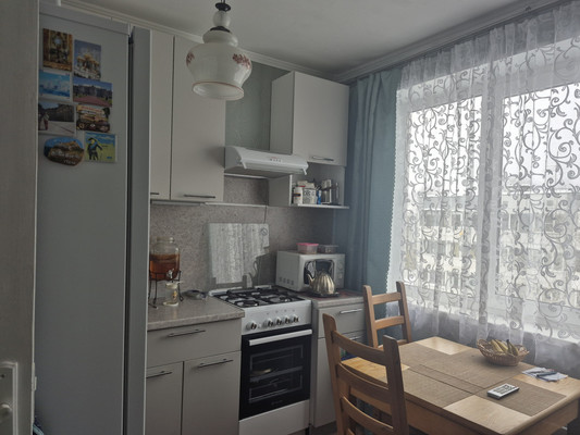 Продам однокомнатную (1-комн.) квартиру, Авиатриссы Зверевой ул, 3к2, Гатчина г