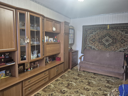 Продам однокомнатную (1-комн.) квартиру, Авиатриссы Зверевой ул, 3к2, Гатчина г