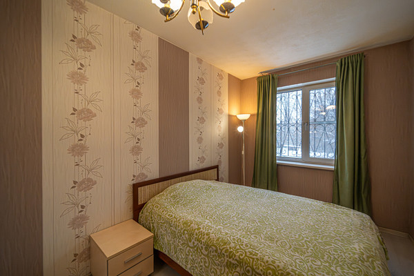 Продам трехкомнатную (3-комн.) квартиру, Якуба Коласа проезд, 3, Пермь г