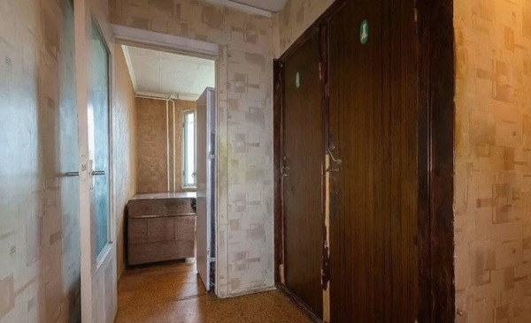 Продам трехкомнатную (3-комн.) квартиру, Батальная ул, 77, Калининград г