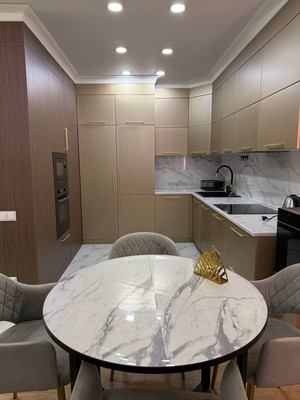 Продам трехкомнатную (3-комн.) квартиру, Алексея Козина ул, 2, Казань г