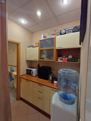 Продам многокомнатную квартиру, Лиговский пр-кт, 483, Санкт-Петербург г