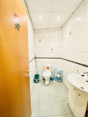 Продам многокомнатную квартиру, Лиговский пр-кт, 483, Санкт-Петербург г