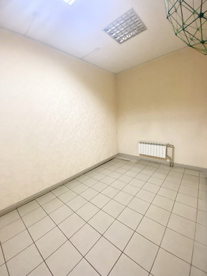 Продам многокомнатную квартиру, Лиговский пр-кт, 483, Санкт-Петербург г