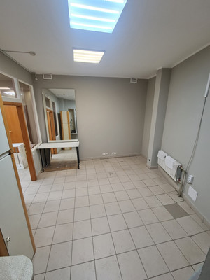 Продам многокомнатную квартиру, Лиговский пр-кт, 483, Санкт-Петербург г