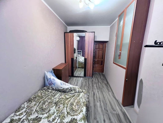 Продам трехкомнатную (3-комн.) квартиру, Металлургическая ул, 108к2, Ростов-на-Дону г