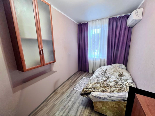 Продам трехкомнатную (3-комн.) квартиру, Металлургическая ул, 108к2, Ростов-на-Дону г