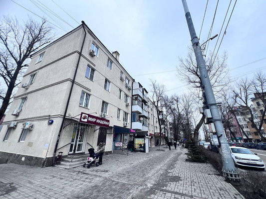 Продам трехкомнатную (3-комн.) квартиру, Металлургическая ул, 108к2, Ростов-на-Дону г