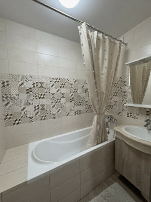 Продам двухкомнатную (2-комн.) квартиру, Гвардейский пер, 13, Ростов-на-Дону г