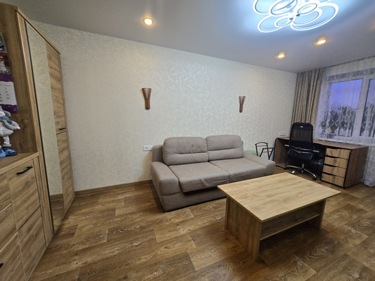 Сдам двухкомнатную (2-комн.) квартиру, Чайковского ул, 25, Ступино г