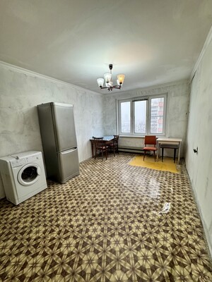 Продам двухкомнатную (2-комн.) квартиру, Полбина ул, 62, Москва г