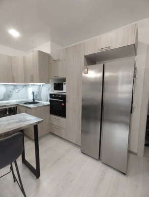 Продам двухкомнатную (2-комн.) квартиру, Ветеранов пр-кт, 179, Санкт-Петербург г