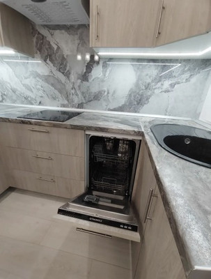 Продам двухкомнатную (2-комн.) квартиру, Ветеранов пр-кт, 179, Санкт-Петербург г