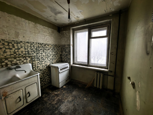 Продам трехкомнатную (3-комн.) квартиру, Дачный пр-кт, 38к1, Санкт-Петербург г