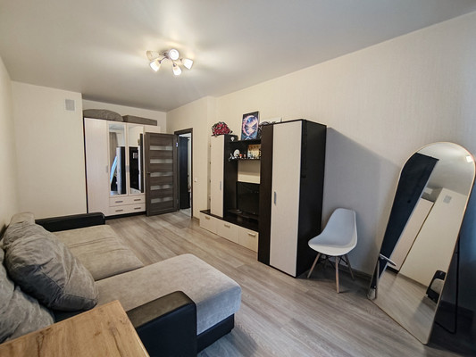 Продам однокомнатную (1-комн.) квартиру, Уральская ул, 75к1, Краснодар г