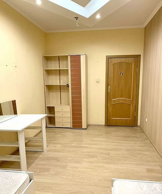 Продам многокомнатную квартиру, Киевская ул, 128, Калининград г