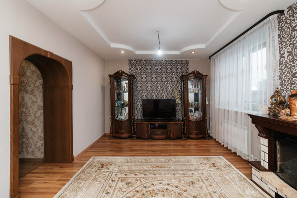 Продам дом, Уренгойская ул, 5, Ханты-Мансийск г, 0 км от города