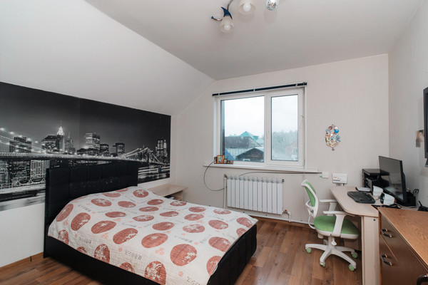 Продам дом, Уренгойская ул, 5, Ханты-Мансийск г, 0 км от города