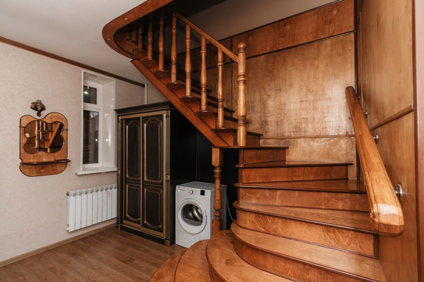 Продам дом, Уренгойская ул, 5, Ханты-Мансийск г, 0 км от города