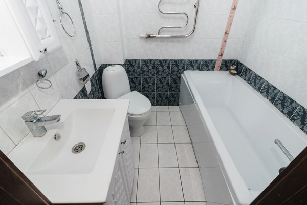 Продам дом, Уренгойская ул, 5, Ханты-Мансийск г, 0 км от города