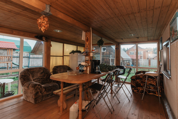 Продам дом, Уренгойская ул, 5, Ханты-Мансийск г, 0 км от города