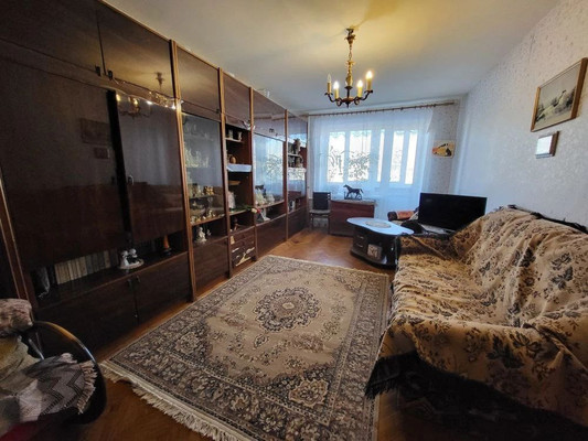 Продам двухкомнатную (2-комн.) квартиру, Коли Подрядчикова ул, 14, Гатчина г