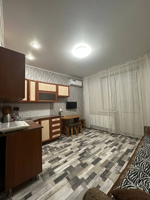 Сдам однокомнатную (1-комн.) квартиру, Сахалинская ул, 15к3, Краснодар г