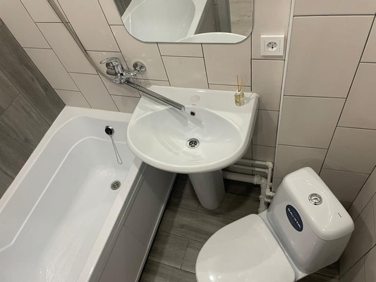 Продам однокомнатную (1-комн.) квартиру, Агрызская ул, 78, Казань г