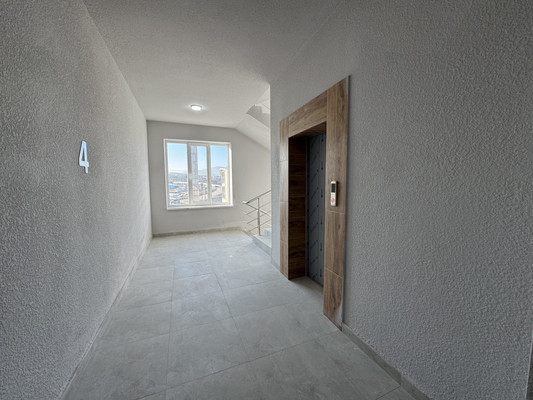 Продам однокомнатную (1-комн.) квартиру, Солнечная ул, 40, Нальчик г