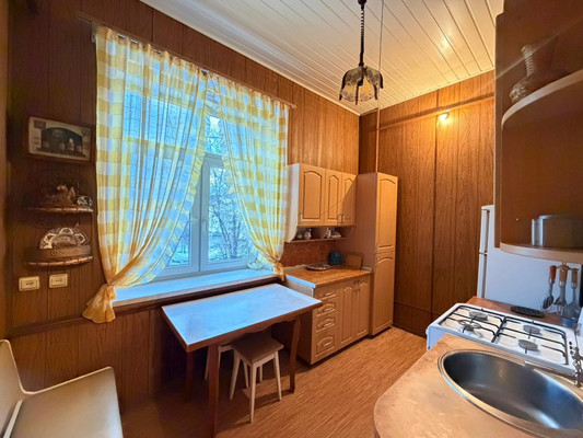 Продам трехкомнатную (3-комн.) квартиру, Чернышевского ул, 169, Нальчик г