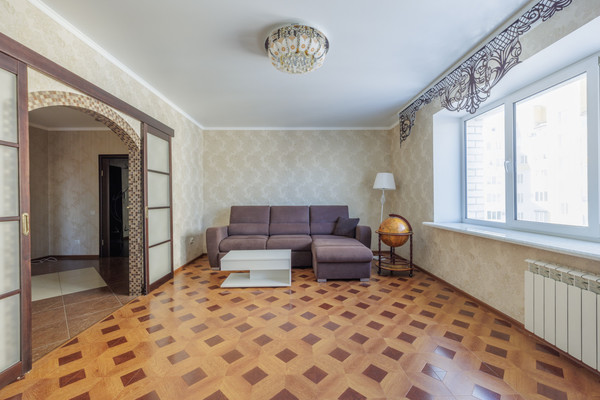 Продам двухкомнатную (2-комн.) квартиру, Ромашина ул, 58к2, Белые Берега рп