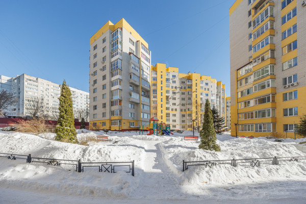 Продам двухкомнатную (2-комн.) квартиру, Ромашина ул, 58к2, Белые Берега рп