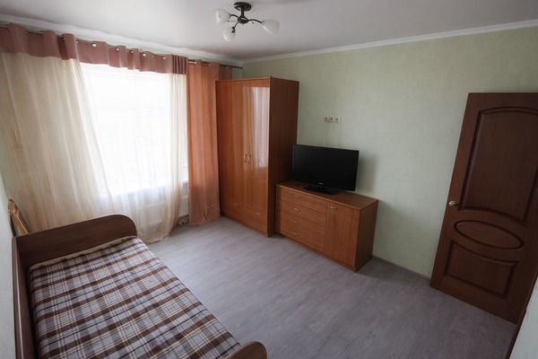 Продам двухкомнатную (2-комн.) квартиру, Рижская ул, 1а, Наро-Фоминск г