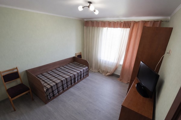 Продам двухкомнатную (2-комн.) квартиру, Рижская ул, 1а, Наро-Фоминск г