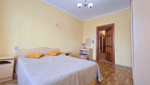 Продам двухкомнатную (2-комн.) квартиру, Гребенская ул, 58ка, Анапа г