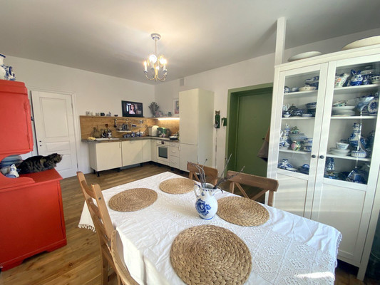 Продам трехкомнатную (3-комн.) квартиру, Межсанаторный проезд, 20к8, Анапа г