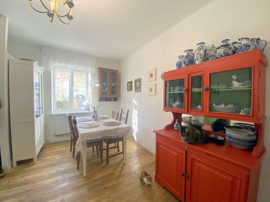 Продам трехкомнатную (3-комн.) квартиру, Межсанаторный проезд, 20к8, Анапа г