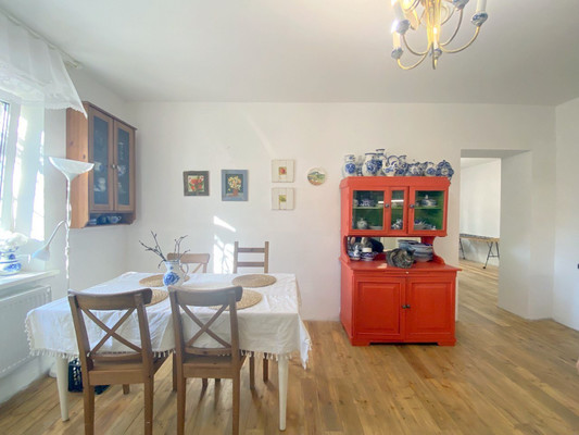 Продам трехкомнатную (3-комн.) квартиру, Межсанаторный проезд, 20к8, Анапа г