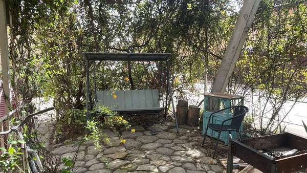 Продам трехкомнатную (3-комн.) квартиру, Межсанаторный проезд, 20к8, Анапа г