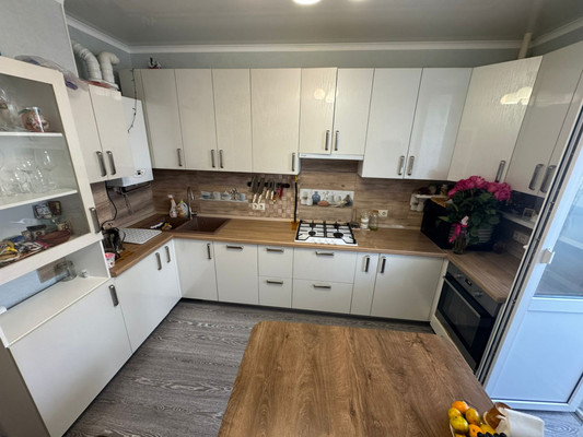 Продам однокомнатную (1-комн.) квартиру, Владимирская ул, 150, Анапа г