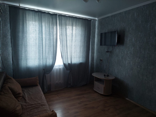 Продам двухкомнатную (2-комн.) квартиру, Ленина ул, 169, Анапа г